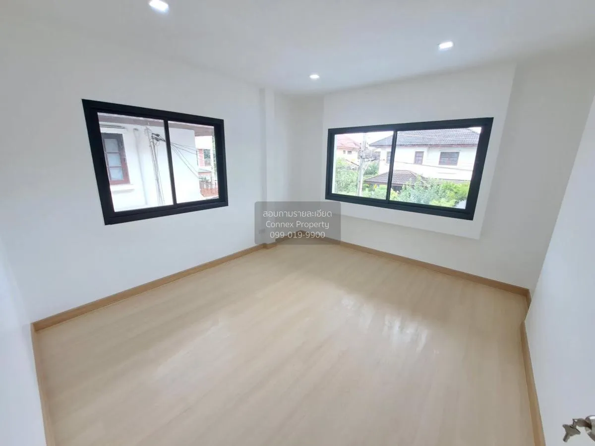 For Sale House , Phatchara Ville 2 , wide frontage , newly renova