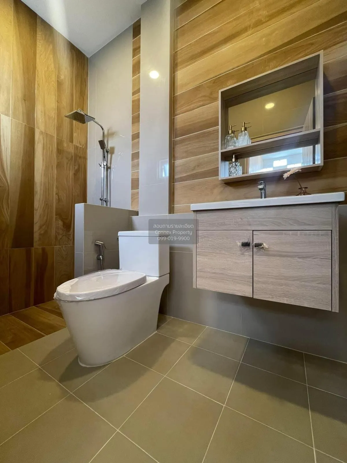 ขายทาวน์เฮ้าส์/ทาวน์โฮม  อา - เล็ก โฮม หน้ากว้าง หนองปากโลง เมือง