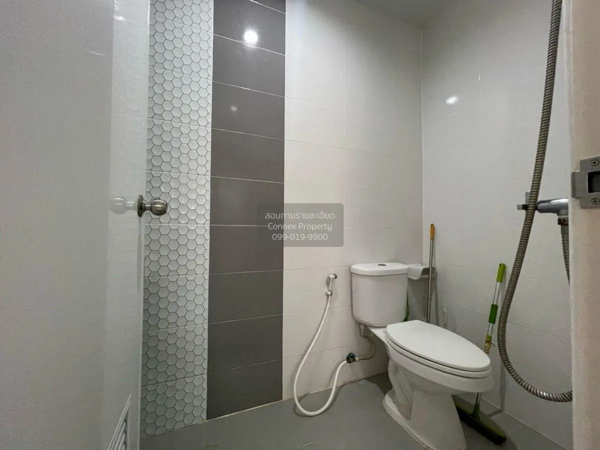 For Rent Townhouse/Townhome  , Banpisan Suvarnabhumi 2/1 Bang Cha