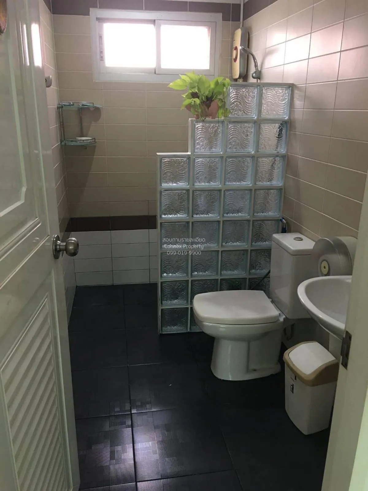 For Sale House , Baan Nova Place , wide frontage , Salathammasop 