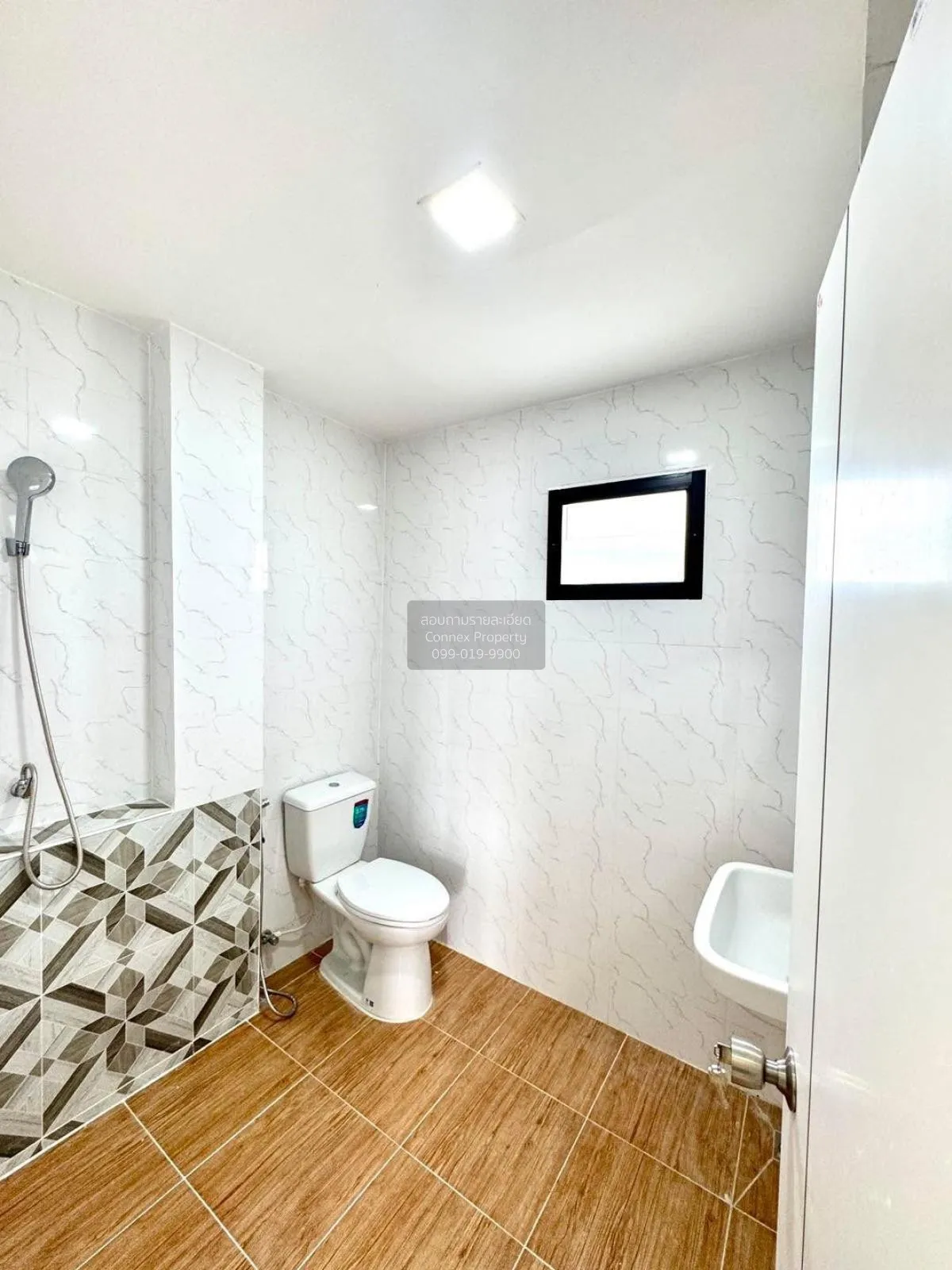 ขายบ้าน  บ้านพรจิรา คลอง 7 หน้ากว้าง รีโนเวทใหม่ บึงคำพร้อย ลำลูก