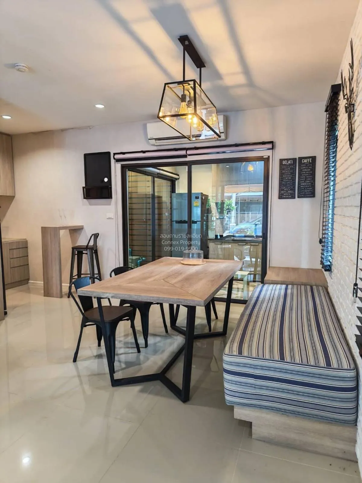 ขายทาวน์เฮ้าส์/ทาวน์โฮม  เพล็กซ์ เรสซิเดนซ์ นวมินทร์ 111 MRT-คู้บ