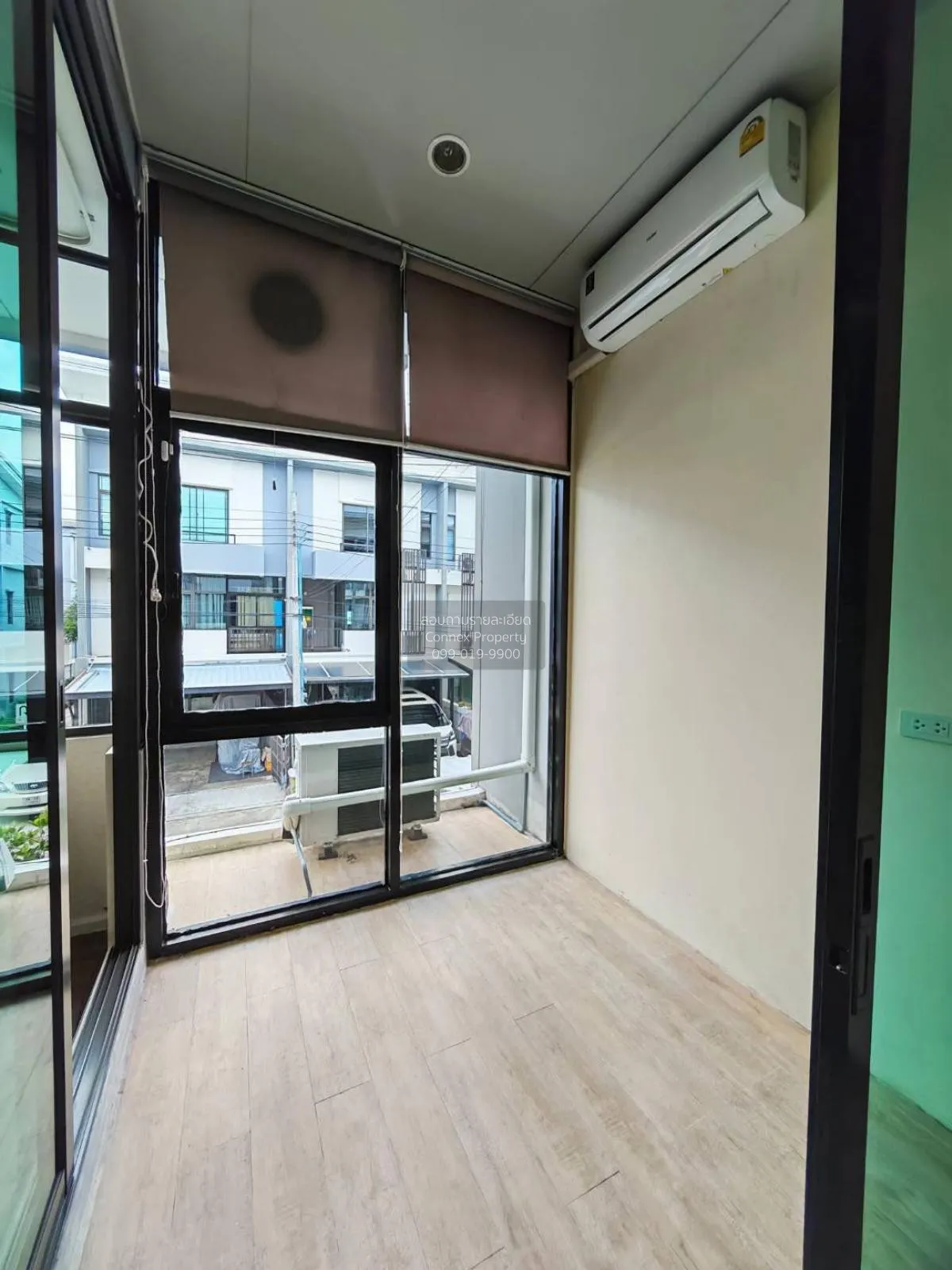 ขายทาวน์เฮ้าส์/ทาวน์โฮม  เพล็กซ์ เรสซิเดนซ์ นวมินทร์ 111 MRT-คู้บ