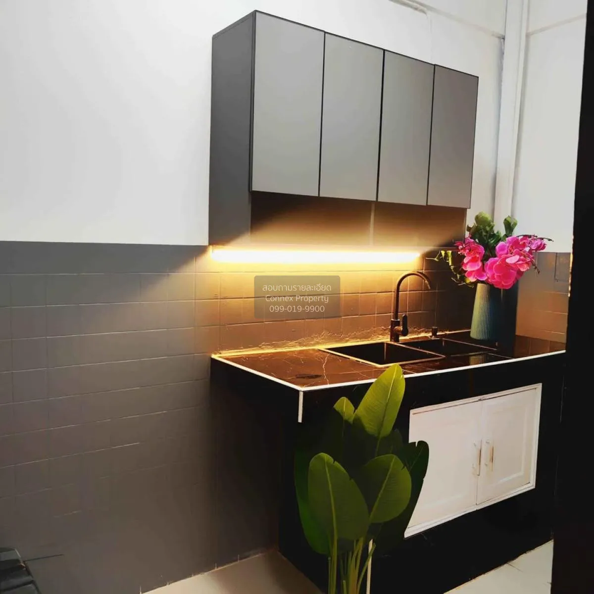 For Sale 2-storey townhouses, Soi Chaeng Watthana 6 , Talat Bang 