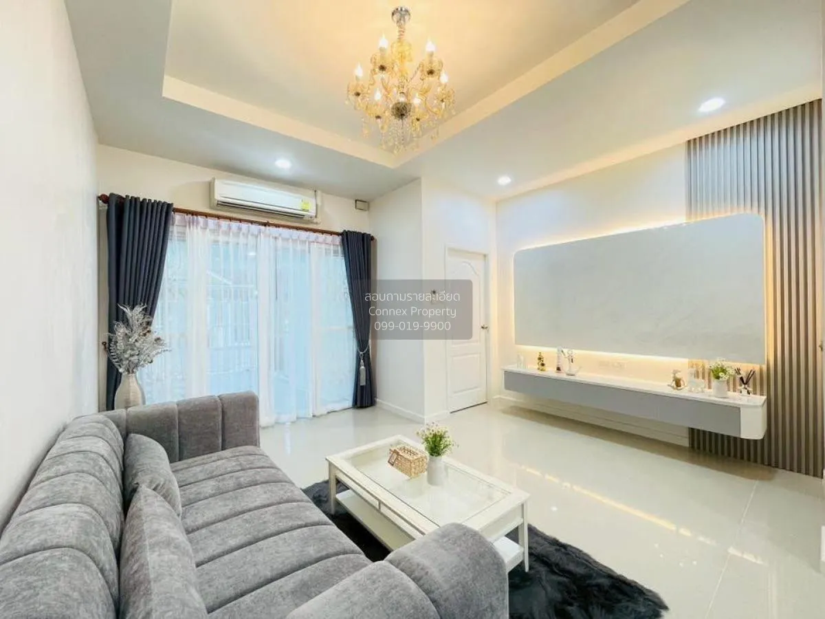 For Sale Townhouse/Townhome  , Chokchai Village 7 , Mueang Phata  2