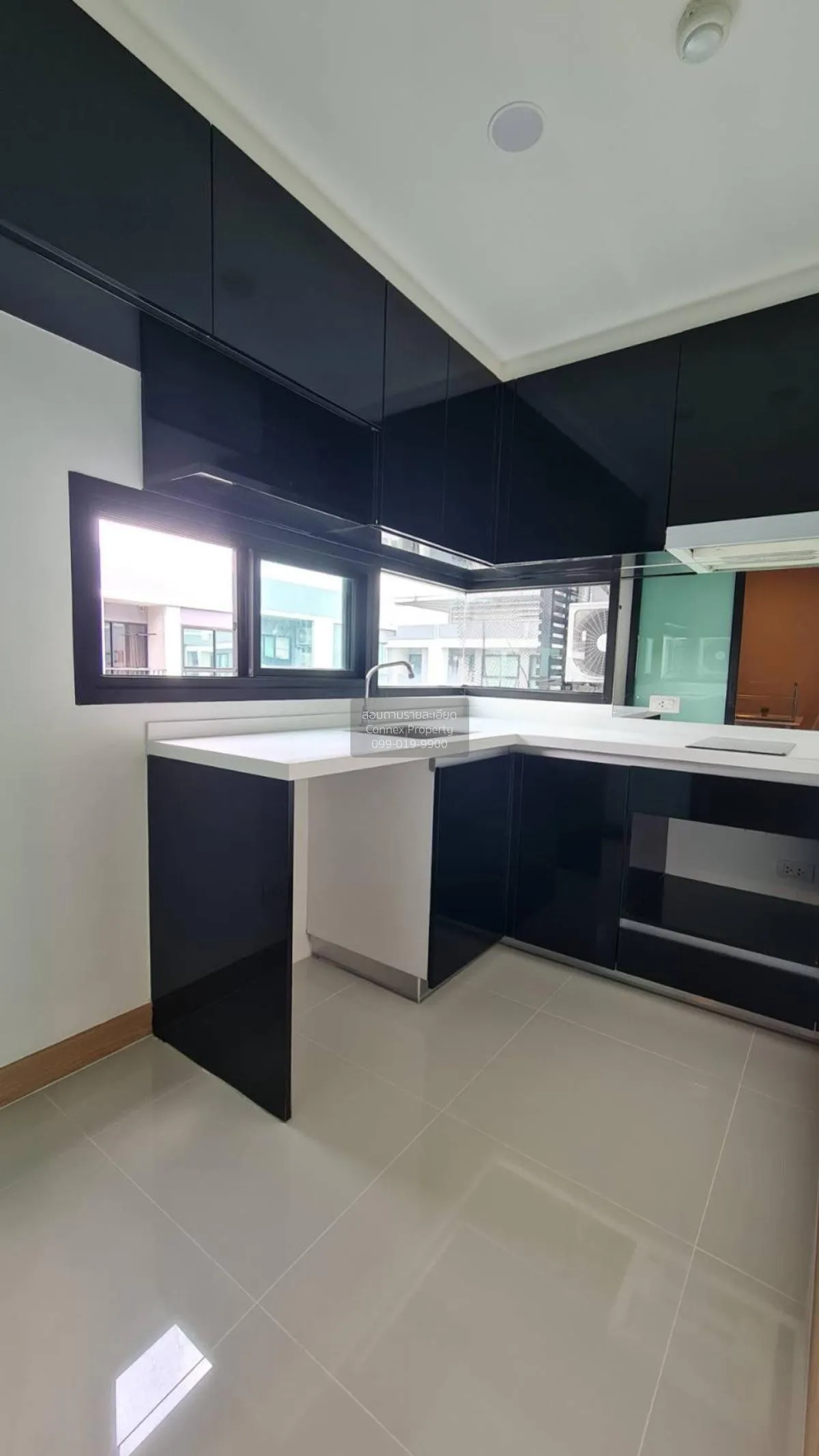 เช่าคอนโด  เมโทร สกาย รัชดา MRT-สุทธิสาร ดินแดง เขต ดินแดง กรุงเท