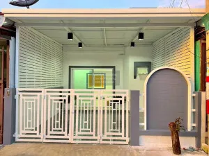 ขายทาวน์เฮ้าส์/ทาวน์โฮม  หมู่บ้านพิมลราช 1 รีโนเวทใหม่ พิมลราช บางบัวทอง นนทบุรี CX-134415