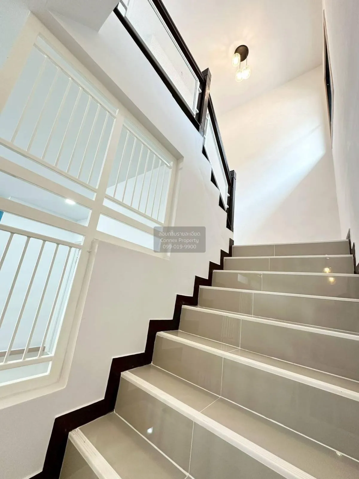 ขายทาวน์เฮ้าส์/ทาวน์โฮม  บ้านพฤกษา 3 บางบัวทอง รีโนเวทใหม่ บางคูร