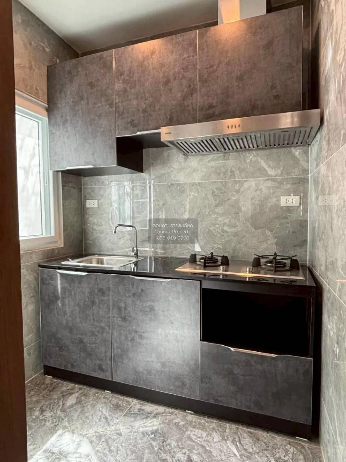 For Rent A private residence in Thonglor 25 , wide frontage , Khl