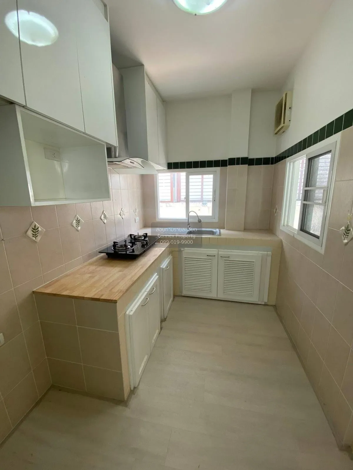 ขายบ้าน  เดอะ เซนโทร รัตนาธิเบศร์ MRT-บางพลู บางเลน บางใหญ่ นนทบุ