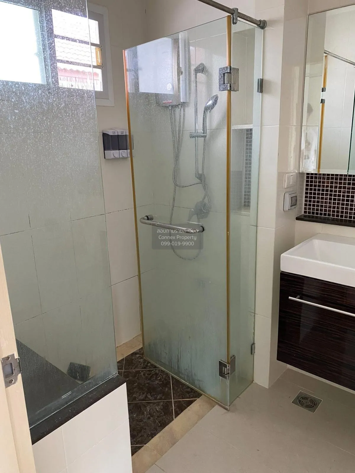 ขายบ้าน  เดอะ เซนโทร รัตนาธิเบศร์ MRT-บางพลู บางเลน บางใหญ่ นนทบุ