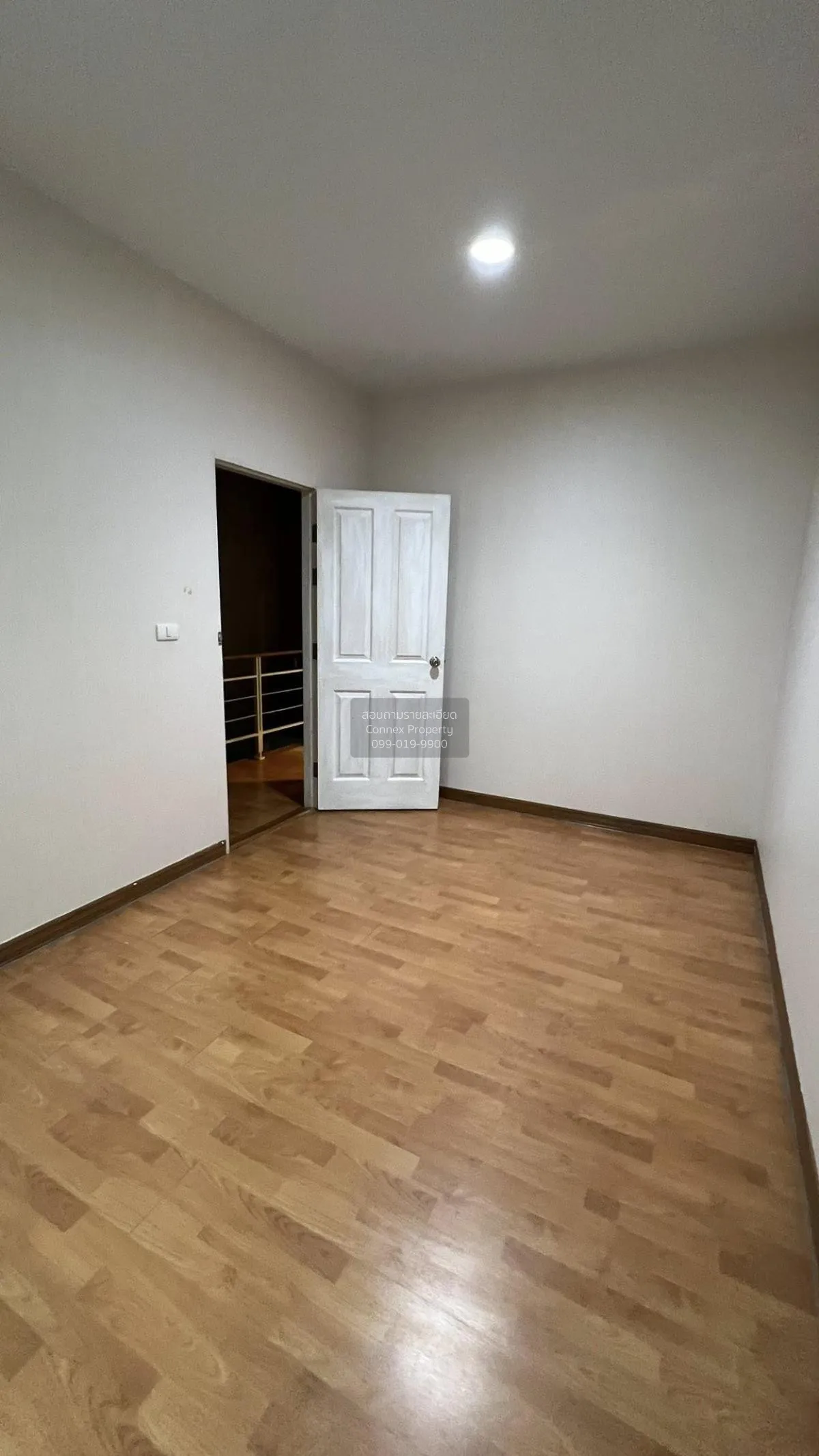 ขายทาวน์เฮ้าส์/ทาวน์โฮม  บ้านกลางเมือง เอส - เซ้นส์ ศรีนครินทร์ ห 4