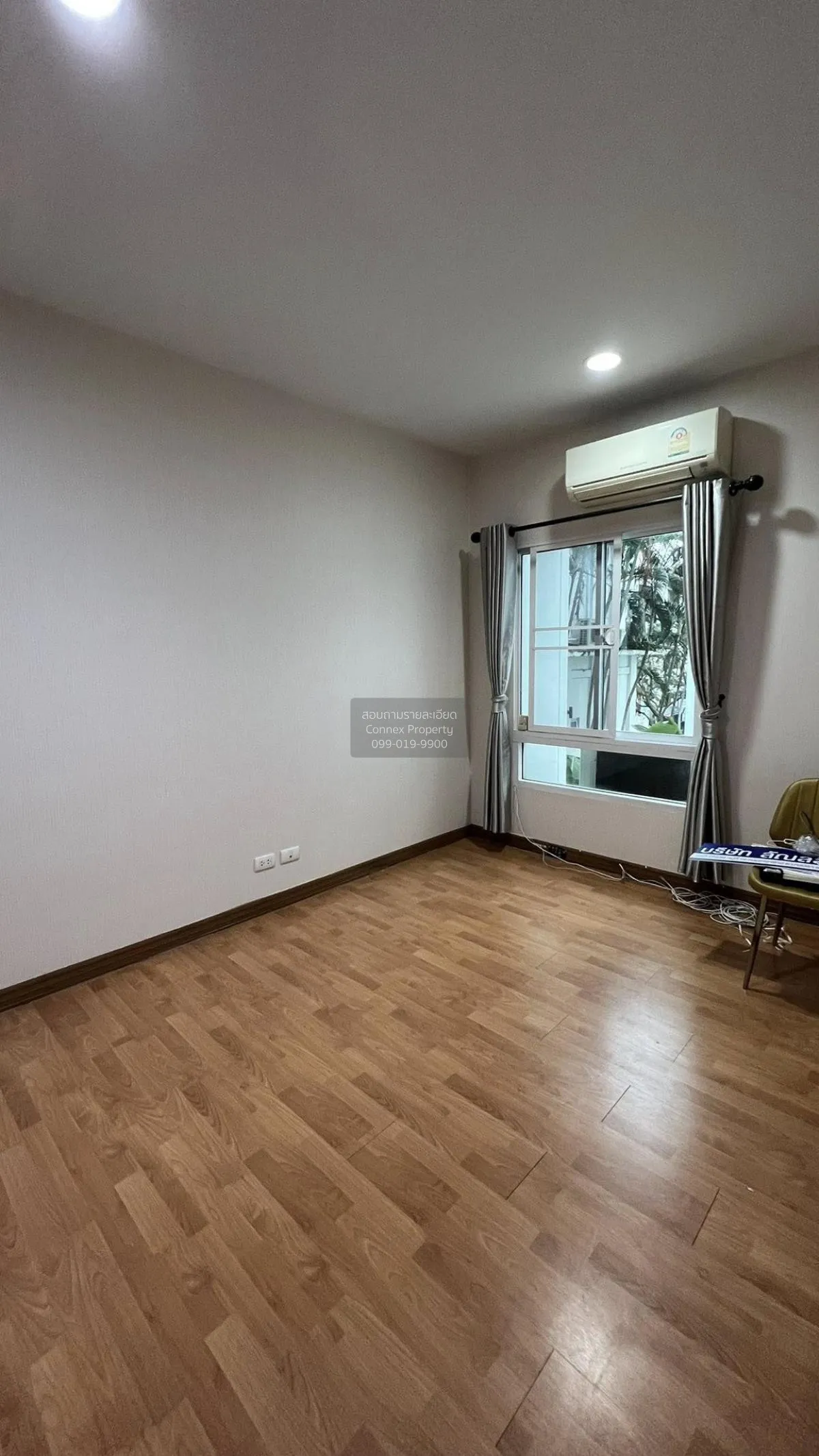 ขายทาวน์เฮ้าส์/ทาวน์โฮม  บ้านกลางเมือง เอส - เซ้นส์ ศรีนครินทร์ ห