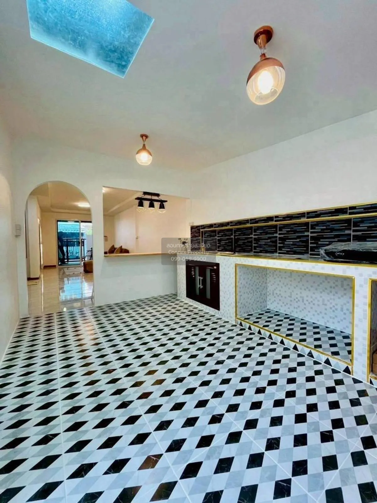 ขายทาวน์เฮ้าส์/ทาวน์โฮม  บัวทองธานี พาร์ค หน้ากว้าง บางบัวทอง บาง