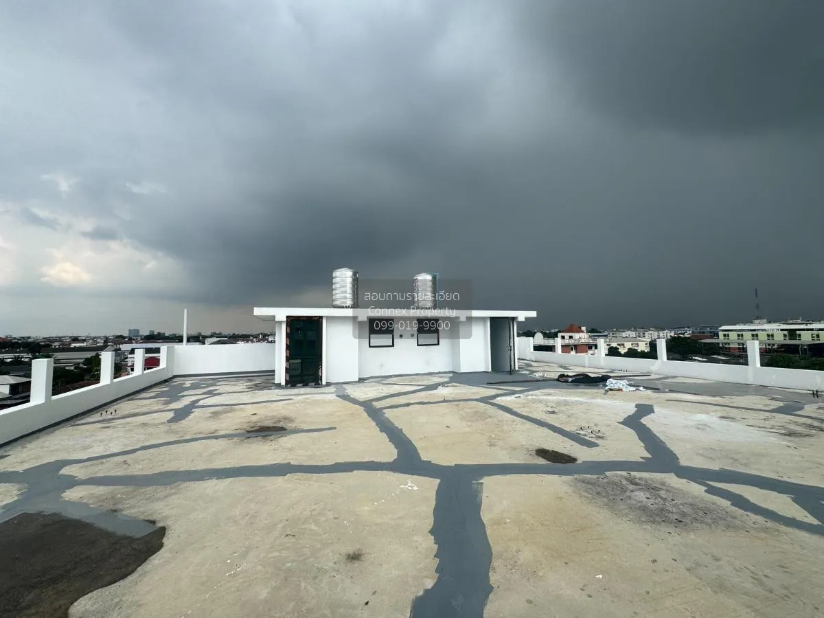 ขายอาคารพาณิชย์ 5 ชั้น ชั้นบนทำที่พักอาศัยได้ ลาดพร้าว 101 คลองจั