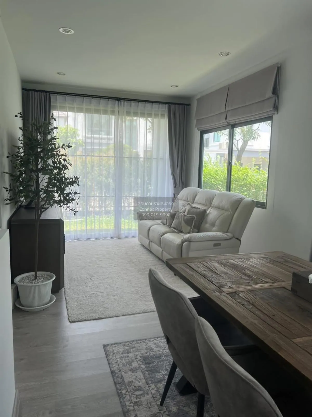 ขายบ้าน  สราญสิริ รามคำแหง หน้ากว้าง MRT-มีนบุร คลองสองต้นนุ่น เข 2