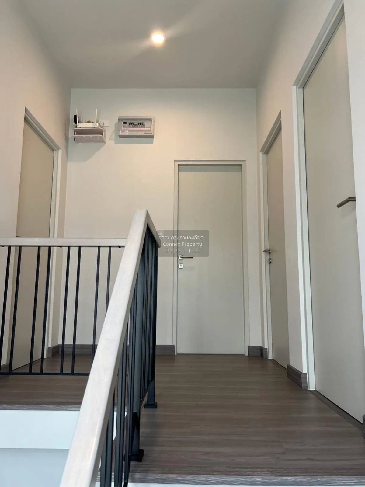 ขายบ้าน  สราญสิริ รามคำแหง หน้ากว้าง MRT-มีนบุร คลองสองต้นนุ่น เข