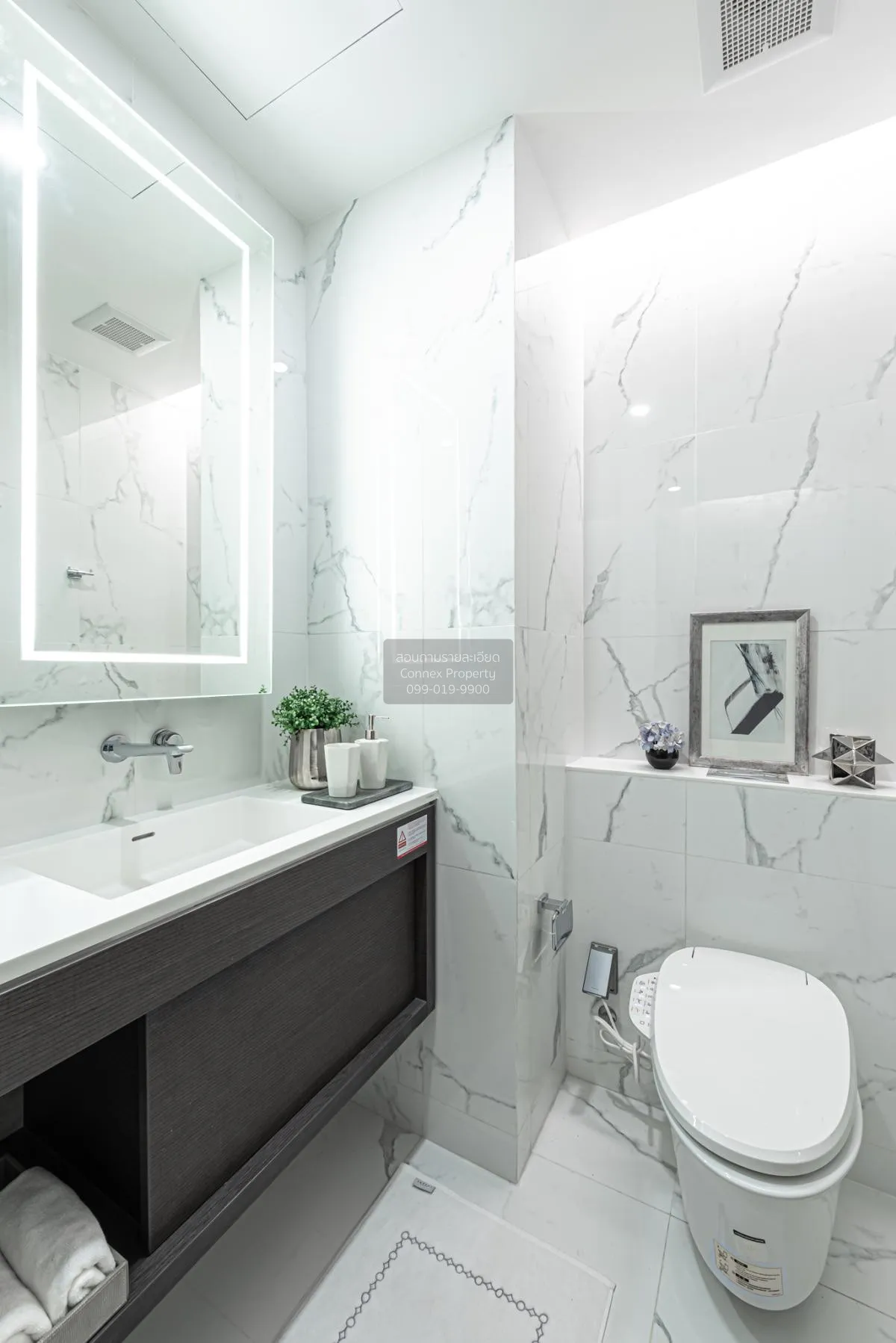 ขายคอนโด  ไซมิส เอ๊กซ์คลูซีพ ควีนส์ MRT-ศูนย์การประชุมแห่งชาติสิร