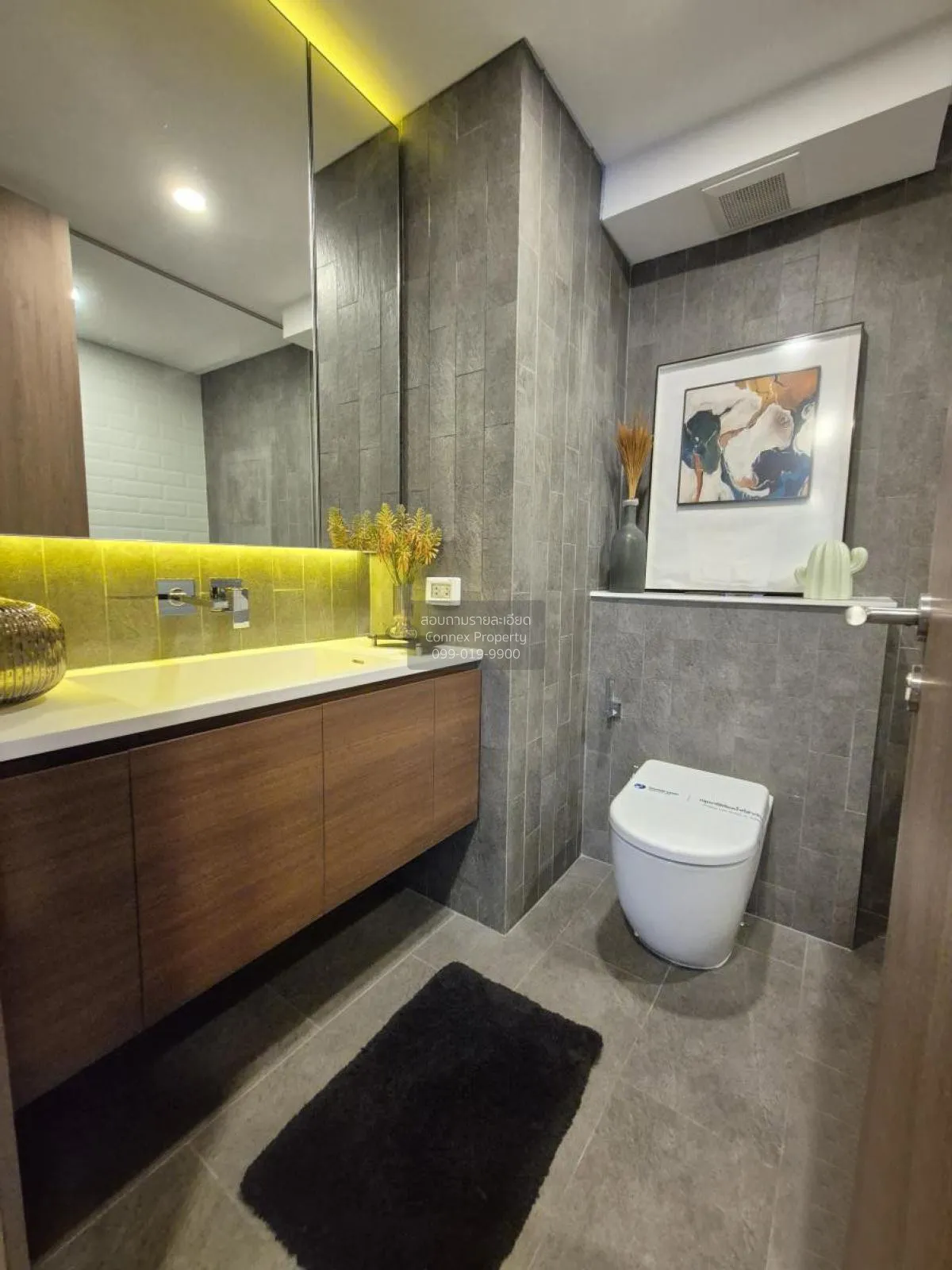 ขายคอนโด  ไซมิส พระราม 9 (แลนด์มาร์ค @MRTA Station) ห้วยขวาง เขต 