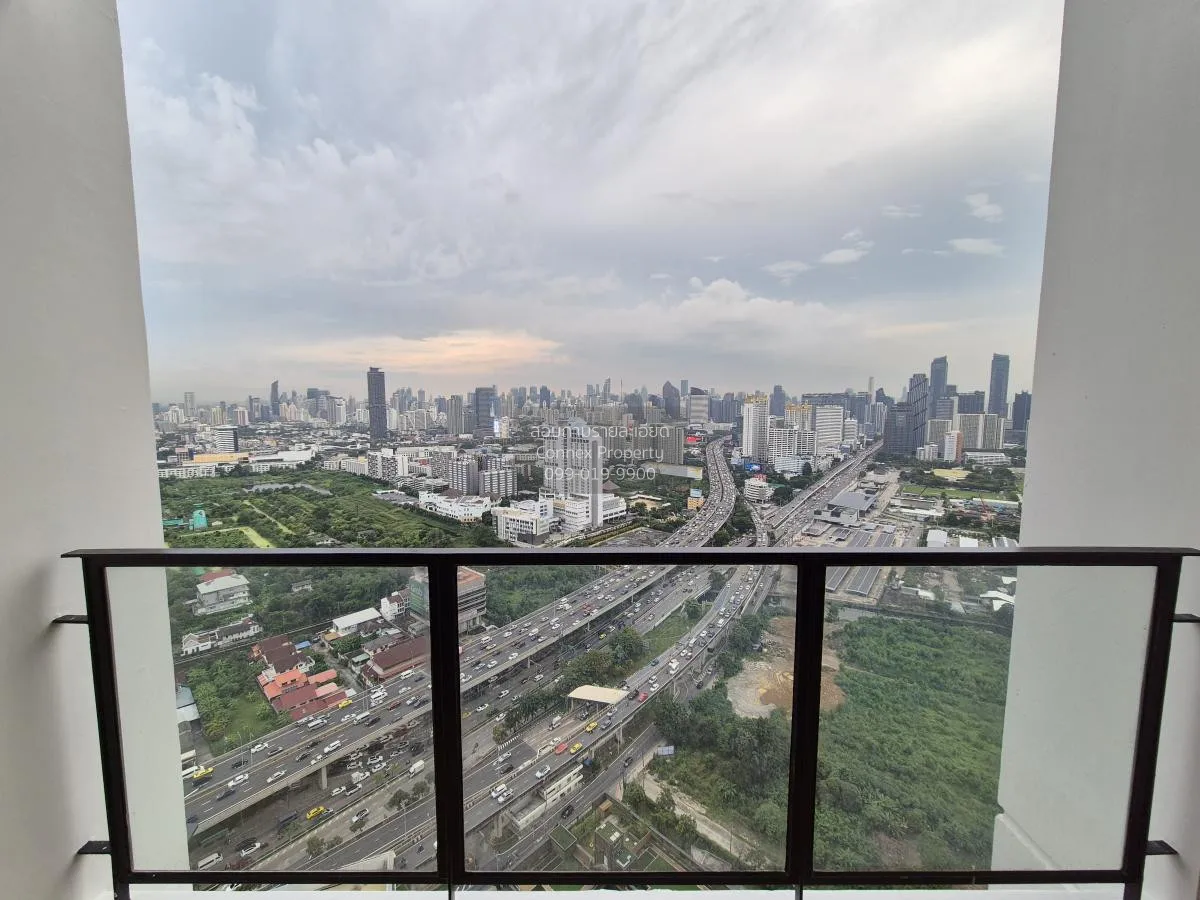 ขายคอนโด  ไซมิส พระราม 9 (แลนด์มาร์ค @MRTA Station) ห้วยขวาง เขต 