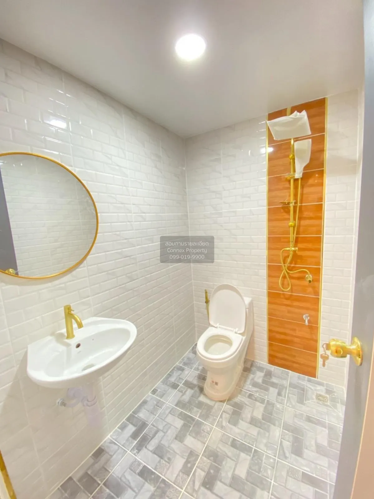 For Sale Townhouse/Townhome  , Baan Pruksa 30/1 Ban Kluai-Sai Noi