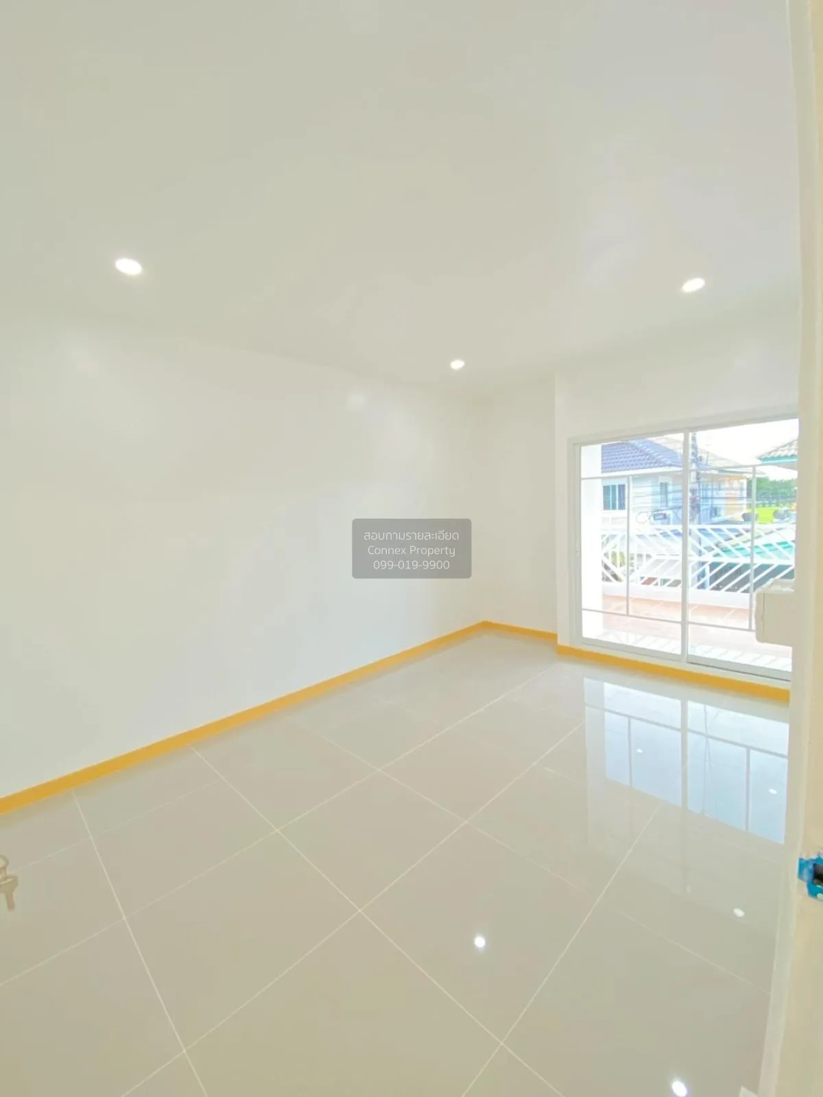 For Sale Townhouse/Townhome  , Baan Pruksa 30/1 Ban Kluai-Sai Noi