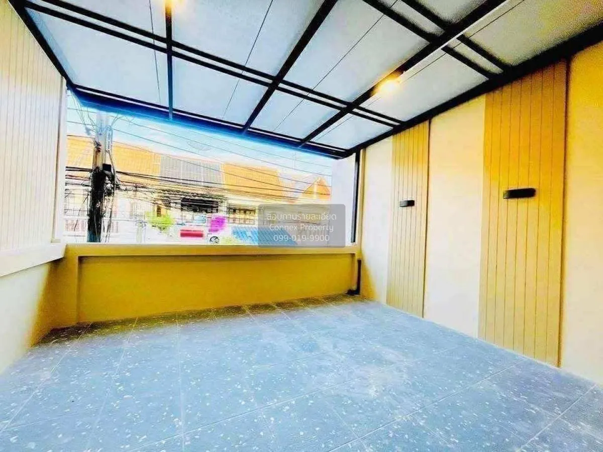 For Sale Townhouse/Townhome  , Moobaan Sena Villa 84 , newly reno