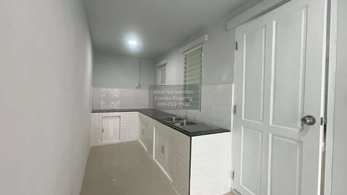 For Sale House , Chuan Chuen On Nut , wide frontage , newly renov