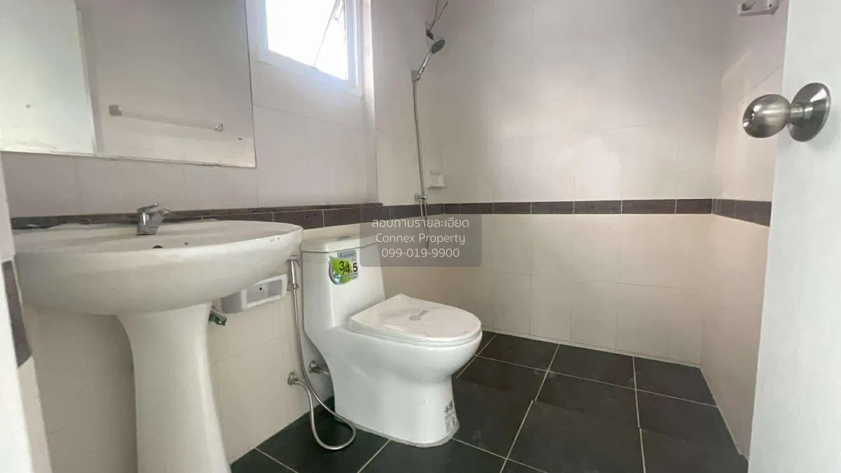 For Sale House , Chuan Chuen On Nut , wide frontage , newly renov