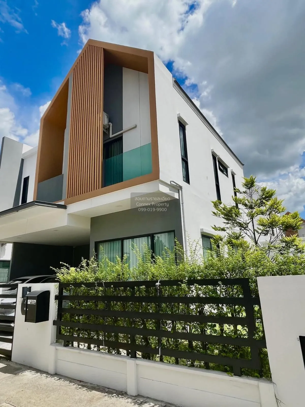 เช่าทาวน์เฮ้าส์/ทาวน์โฮม  มิวส์ เทียนทะเล 15 แสมดำ เขต บางขุนเทีย