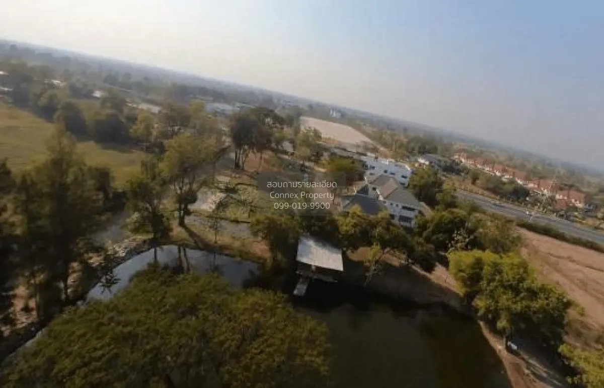 For Sale A luxury lakeside house, next to Phahonyothin Road, Khok