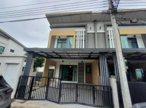 ขายทาวน์เฮ้าส์/ทาวน์โฮม  เดอะทรัสต์ ราชพฤกษ์-รัตนาธิเบศร์ ห้องมุม หน้ากว้าง บางรักใหญ่ บางบัวทอง นนทบุรี CX-135000