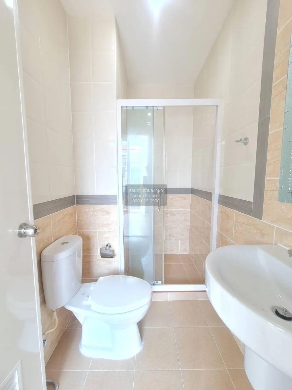 ขายทาวน์เฮ้าส์/ทาวน์โฮม  โกลเด้น ทาวน์ 2 สุขสวัสดิ์ - พุทธบูชา บา