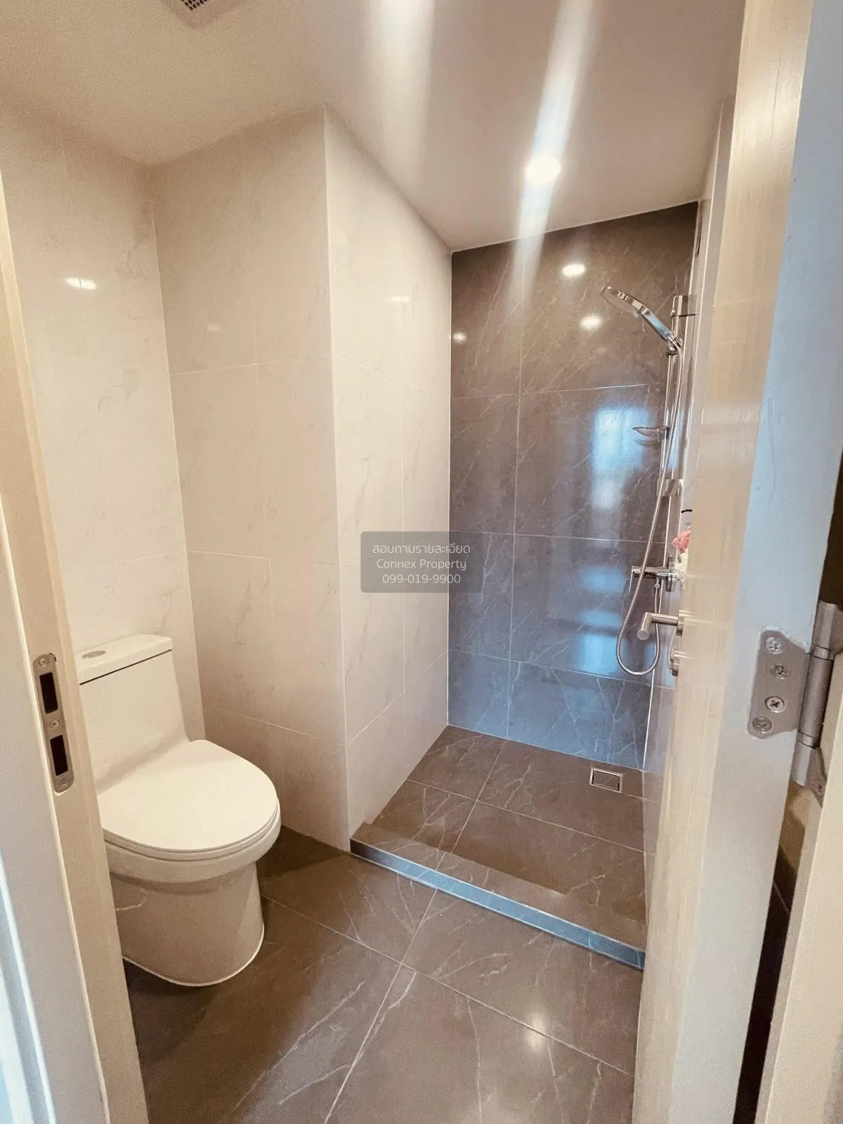 เช่าคอนโด  ออริจิ้น ปลั๊ก แอนด์ เพลย์ สายลวด สเตชั่น ปากน้ำ เมือง