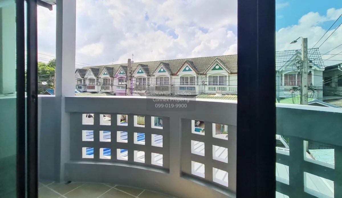 ขายทาวน์เฮ้าส์/ทาวน์โฮม  หมู่บ้านตะวันนา รีโนเวทใหม่ บางกระสอ เมื