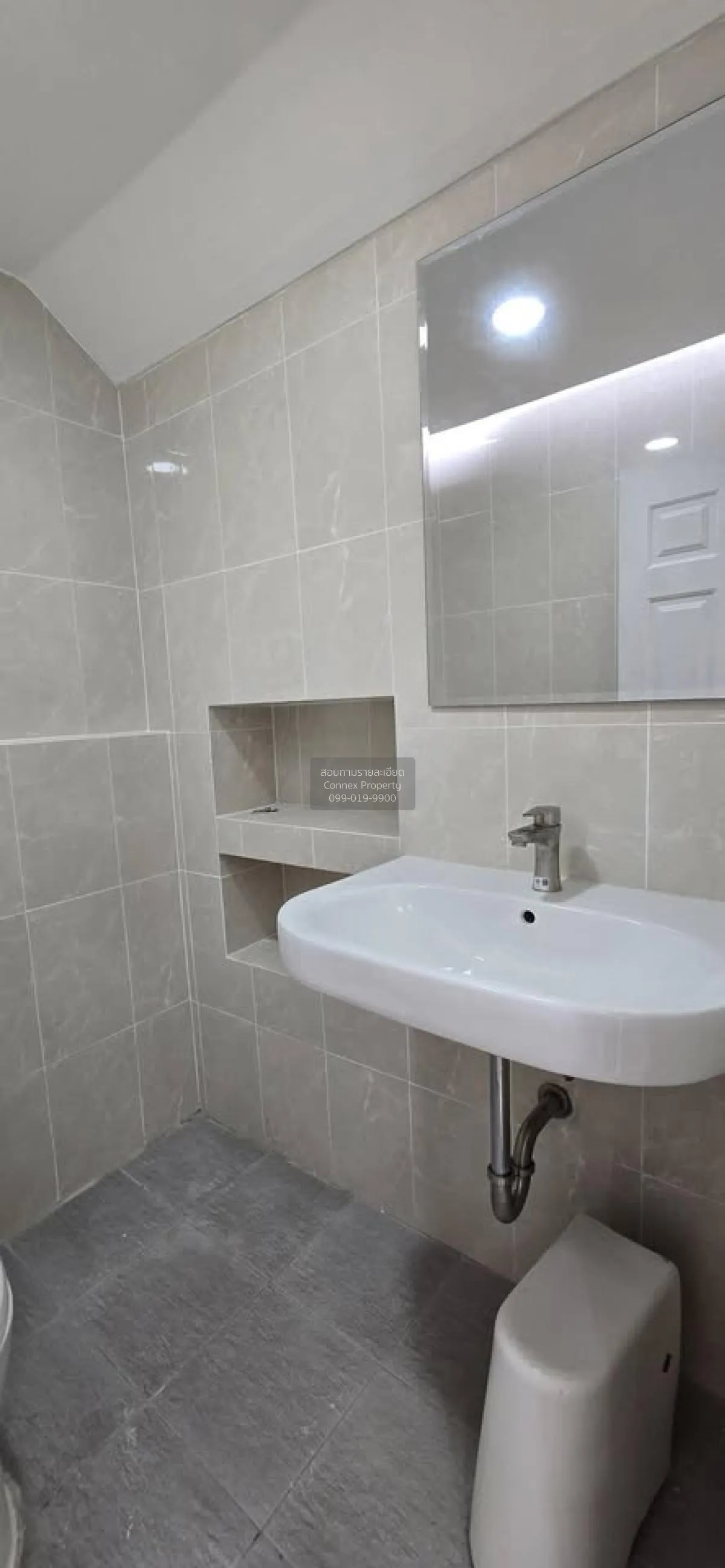 เช่าทาวน์เฮ้าส์/ทาวน์โฮม  สาริน วิช สุขุมวิท 107 BTS-แบริ่ง สำโรง