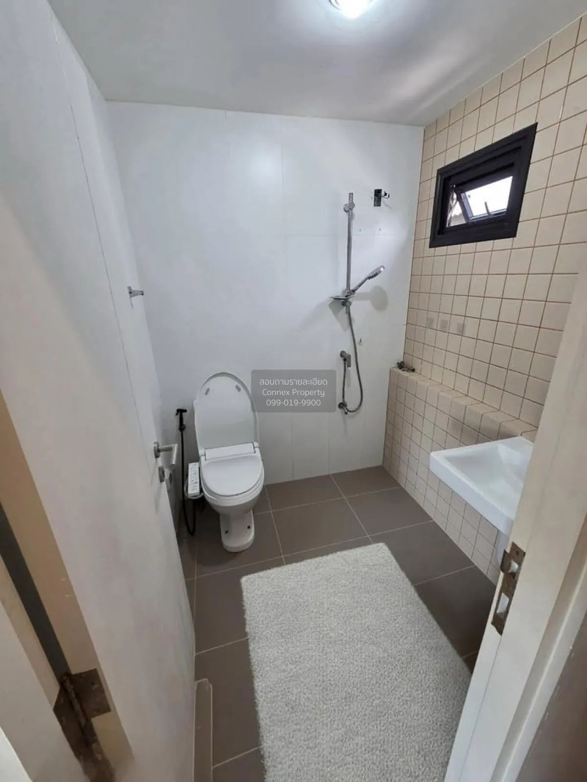 For Sale House , Anasiri Rangsit-Klong 2 , corner unit , Khlong S