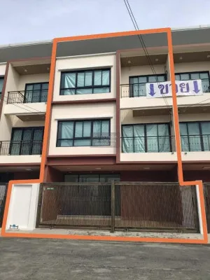 ขายทาวน์โฮมหรู ย่านเกษตร-นวมินทร์ วิวสวย ชั้นสูง หน้ากว้าง รีโนเวทใหม่ รามอินทรา เขต คันนายาว กรุงเทพ CX-135213