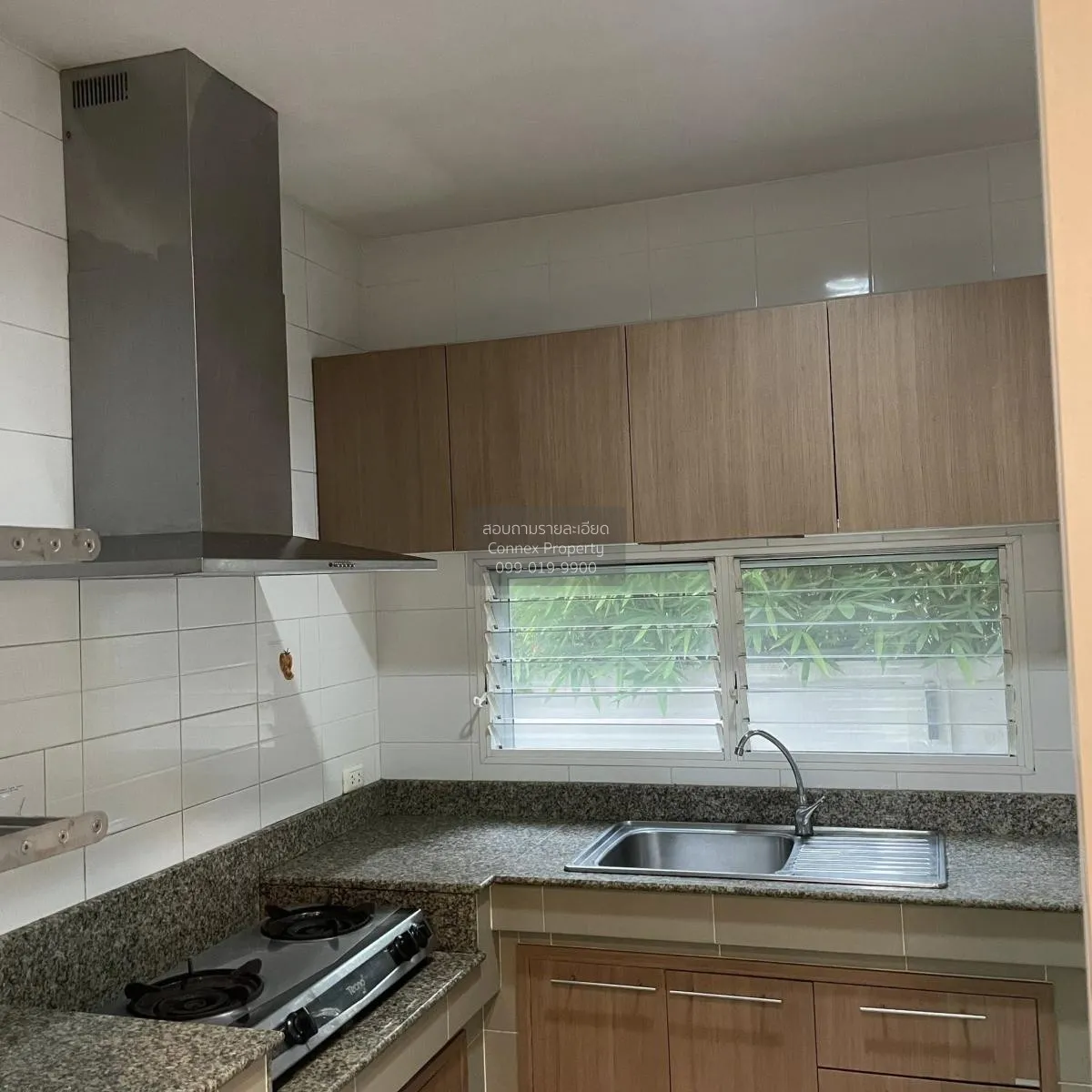 ขายบ้าน  มัณฑนา พระราม 9 - ศรีนครินทร์ MRT-ศรีกรีฑา (สายสีเหลือง)