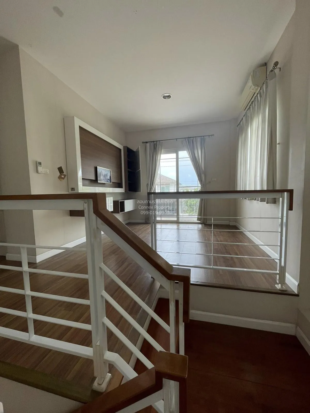 ขายบ้าน  มัณฑนา พระราม 9 - ศรีนครินทร์ MRT-ศรีกรีฑา (สายสีเหลือง)