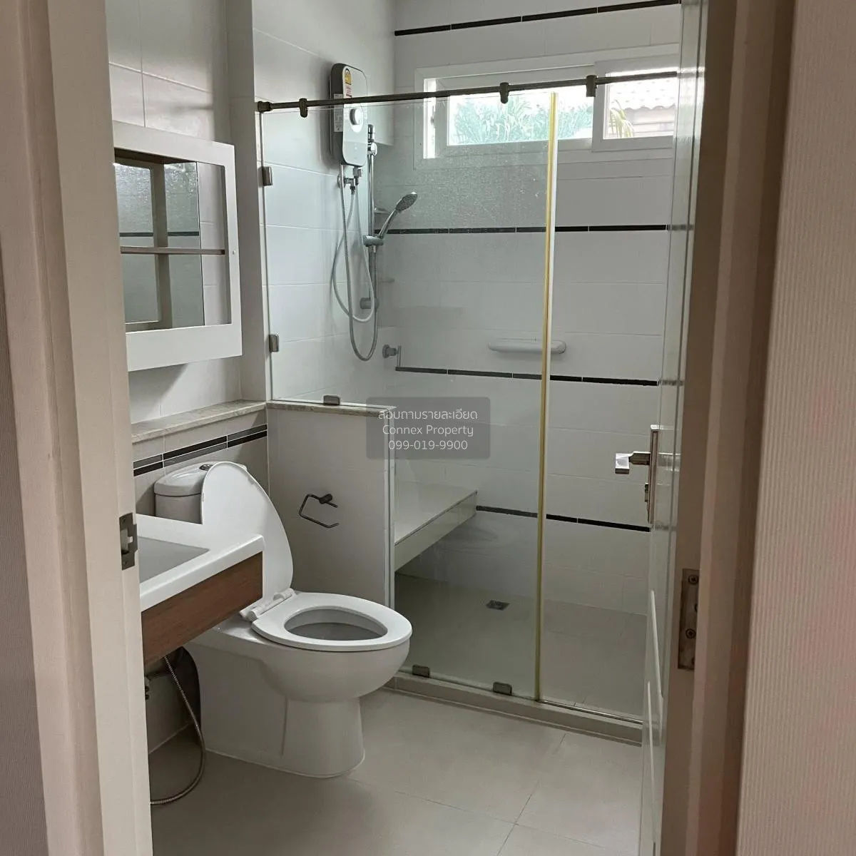 ขายบ้าน  มัณฑนา พระราม 9 - ศรีนครินทร์ MRT-ศรีกรีฑา (สายสีเหลือง)