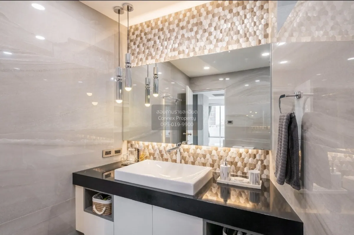 For Sale Condo , Suphakarn Condominium Chareonnakorn , BTS-Saphan