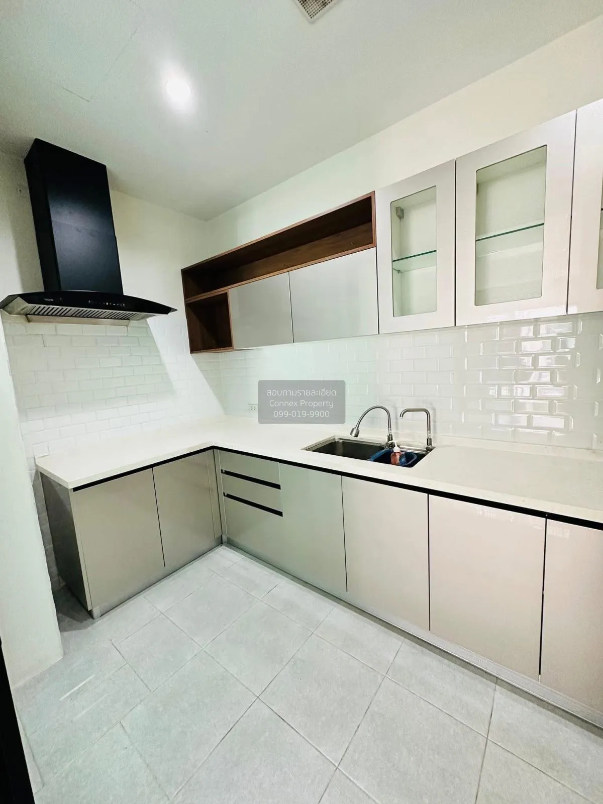 ขายทาวน์เฮ้าส์/ทาวน์โฮม  อนินทาวน์ เทียนทะเล 7 แสมดำ เขต บางขุนเท