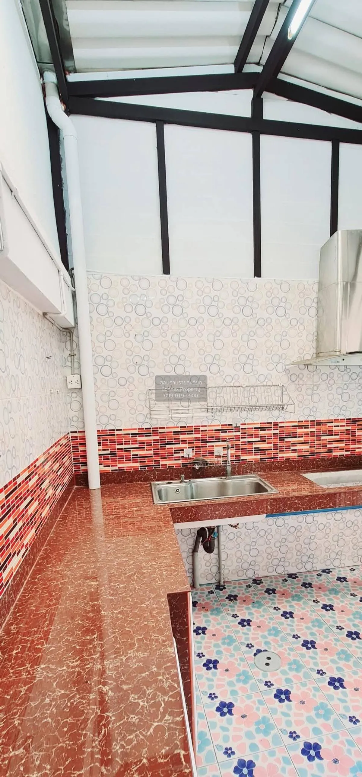 ขายบ้านวิรัลพัชร เอ็กซ์คลูซีฟ เฉลิมพระเกียรติฯ ซอย 8 ชั้นสูง ห้อง 4