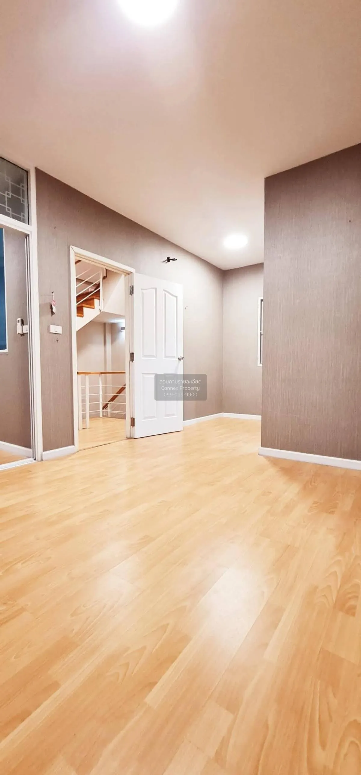 ขายบ้านวิรัลพัชร เอ็กซ์คลูซีฟ เฉลิมพระเกียรติฯ ซอย 8 ชั้นสูง ห้อง