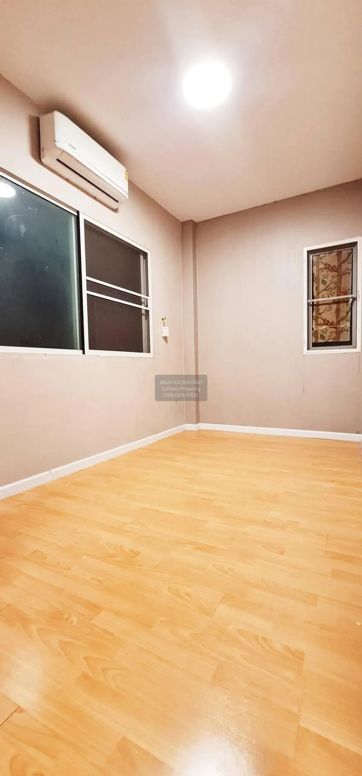 ขายบ้านวิรัลพัชร เอ็กซ์คลูซีฟ เฉลิมพระเกียรติฯ ซอย 8 ชั้นสูง ห้อง