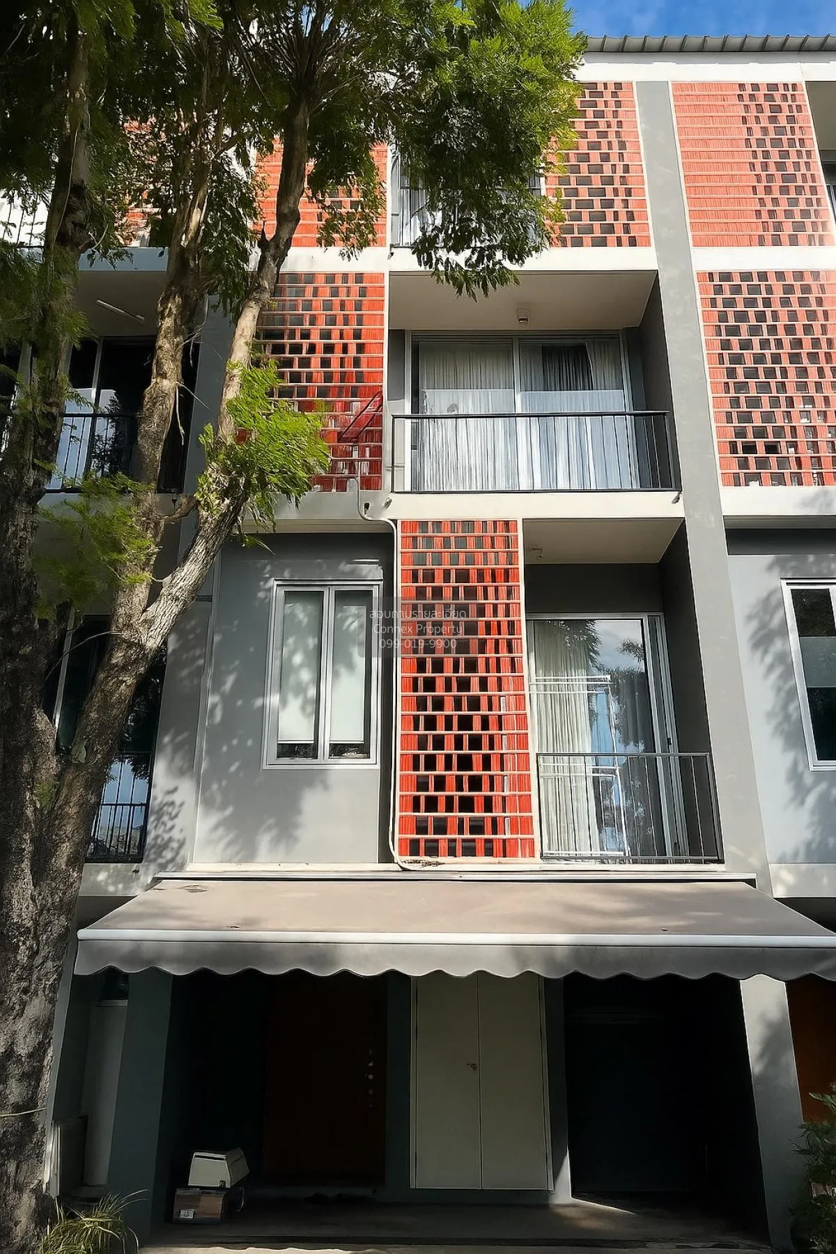 For Sale Townhouse/Townhome  , Siamese Blossom @ Fashion , nice v 1