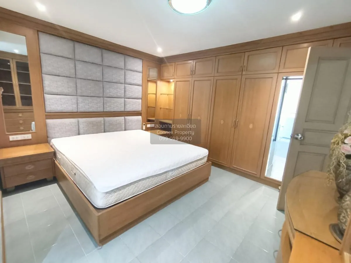 For Rent Condo , Ratchada City Condo , corner unit , MRT-Huai Khw