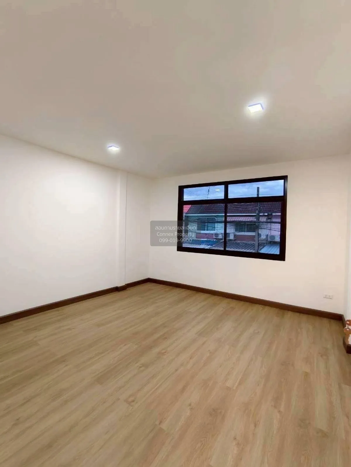 ขายทาวน์เฮ้าส์/ทาวน์โฮม  บ้านสมชายพัฒนา รีโนเวทใหม่ บางกรวย บางกร