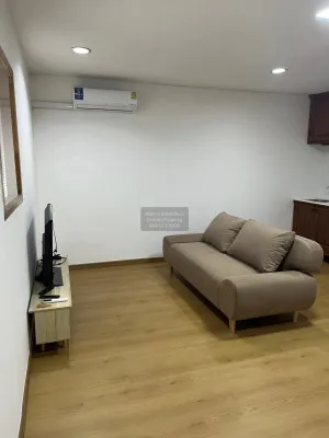 เช่าคอนโด  บางนา คอมเพล็กซ์ เรสซิเดนเซี่ยล MRT-ศรีเอี่ยม (สายสีเหลือง) บางนาเหนือ เขต บางนา กรุงเทพ CX-135432